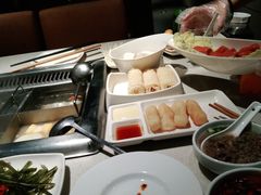 -海底捞火锅鲜切牛肉主题店(长寿路店)