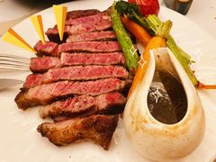 -斯普汇生蚝牛排馆(中骏世界城店)