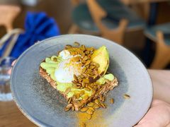 牛油果吐司-BOR Eatery(安福路店)