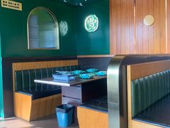 -曼听小寨海鲜烧烤·大连辣炒大王(盖州街店)