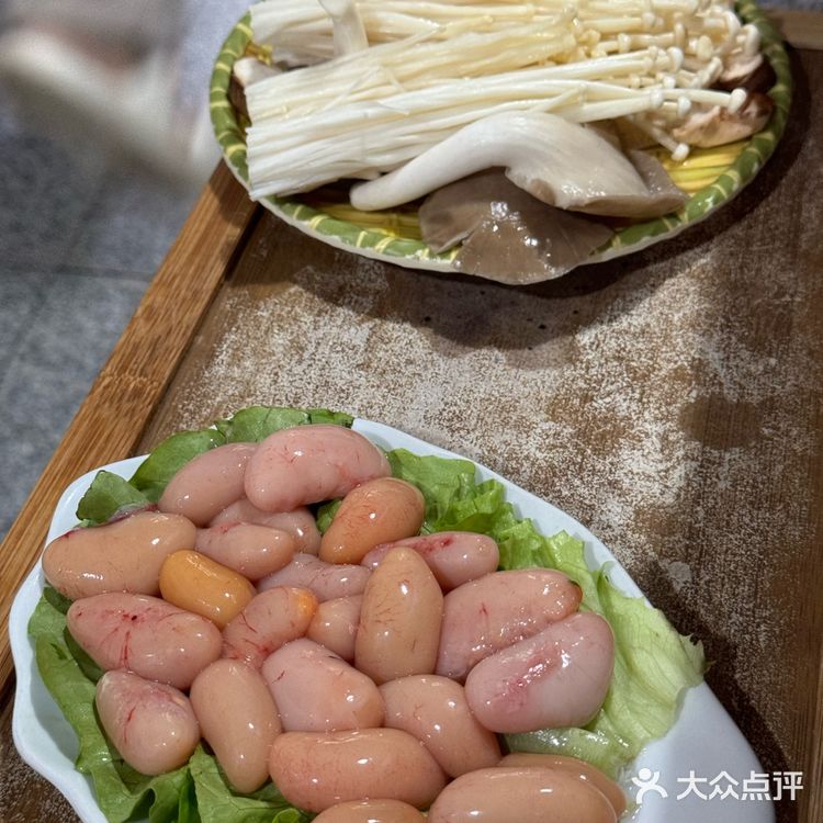 冒着大雨也要去吃|荣记生蚝鸡👑