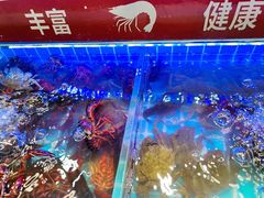 -四囍码头海鲜烧烤自助火锅(外滩南京东路悦荟广场店)