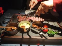 -弦月窗LUNETTE BY AMANDA(复兴路店)