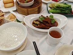 -蓝蔻酒店(深圳东站布吉万象汇店)