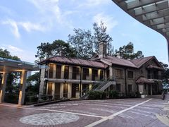 -香港大学