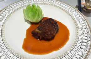 Crispy Abalone with Sea Cucumber