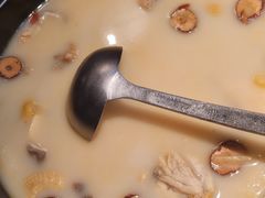 胡椒猪肚鸡锅-乔街深夜食堂·小龙虾·高压锅生蚝(杭州总店)