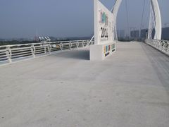 -南京眼步行桥