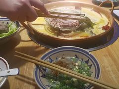 -洱火云南酸菜牛肉火锅(石景山当代商城店)