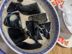 -邹开喜·炭炉鸡煲·海鲜火锅(虹口足球场店)