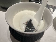 芝麻糊双皮奶-炳胜私厨(万象前海店)