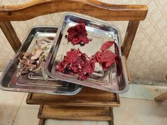 -金鼎雪山牦牛杂火锅(理县总店)