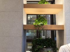 -赶海部落海鲜城(海阳路店)