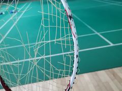 -中地华冠羽毛球俱乐部