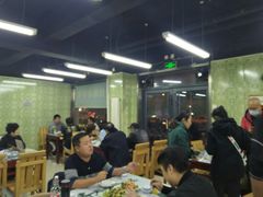 大堂-清真鸿起来饭庄(复兴路店)