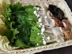 -重庆德庄火锅(体育中心店)