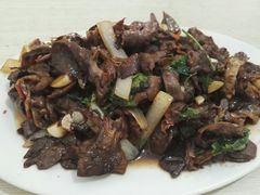 炒腰筋肺头-老万饭馆