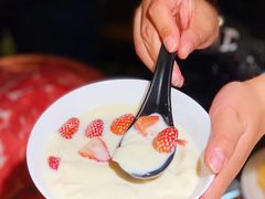 草莓豆花-九鼎轩脆毛肚火锅(三钢里店)