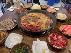 -黄潇洒老火锅(九眼桥宏济巷店)