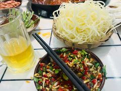 -扎起市井老火锅(乐山总店)