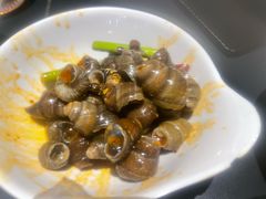 -涨巢·潮玩水疗局