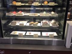 面包甜点陈列柜-麦当劳(小白楼店)