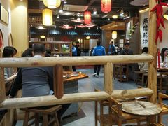 大堂-锅来乐地锅鸡(安亭店)