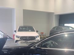 -奔驰波士福达(石景山店)