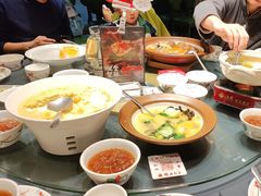 -江宴渔村·鱼鲜土菜(紫荆广场店)