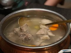 宁夏盐池滩羊手抓肉-丝路金桃·新疆菜(徐汇店)