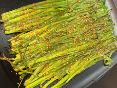 -许哥东北烧烤·铁丳烤串·宫后夹肉(繁花中心店)