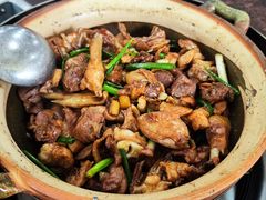 招牌土鸡煲-华仔土鸡店(创意产业园店)