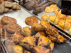 -Dough&Joe团憩(瑞虹天地月亮湾店)