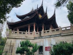 -灵岩山风景区
