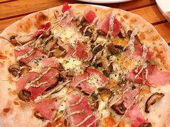 -城市大道红炉披萨烘焙坊