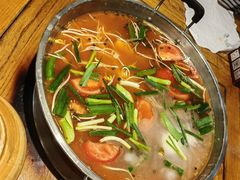 -亮欢寨酸汤鱼(沙冲路店)