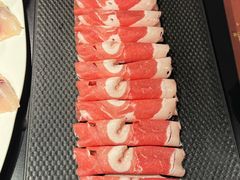 -鲜入唯煮·港式海鲜牛肉火锅(金宝街店)