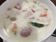 -Dang restaurant (patong phuket)