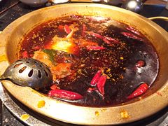 -潮火锅·麻辣牛肉火锅(观音桥方圆·LIVE店)