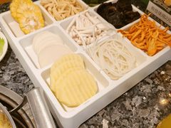 -一席地·本地鸡窝·杭帮鸡火锅(萧山银隆百货店)