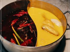 -澳美徕·港式花胶鸡火锅(高新万达店)