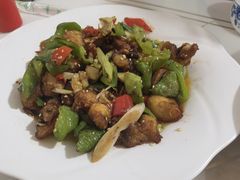 爆炒野生狗鱼块-煲来饱去冷水鱼