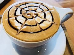 -ZING COFFEE 镜咖啡