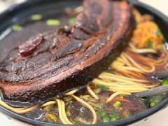-小龙大肉面馆