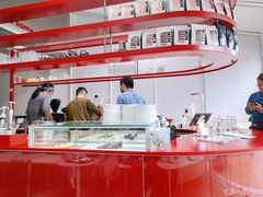 -UNI UNI(环亚凯瑟琳店)