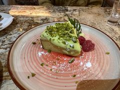 开心果巴斯克芝士蛋糕-BROWNSTONE布朗石西班牙餐厅(富城店)