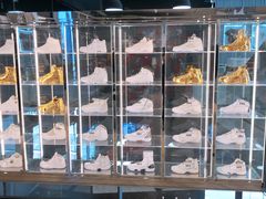-Air Jordan(世贸天阶店)