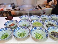 -老新隆牛肉锅贴(新街口店)