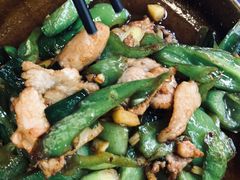 苗家小炒肉-苗湘食府(十年店)
