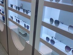 -无界眼镜MaxLess(南翔印象城店)